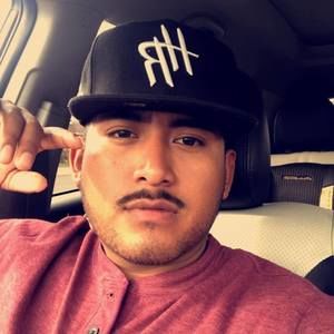 Meet your Posher, Luis